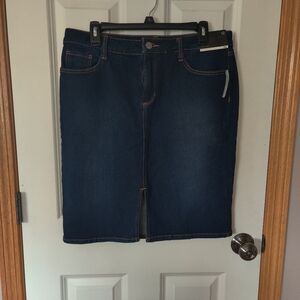 a.n.a denim skirt NWT Size 12